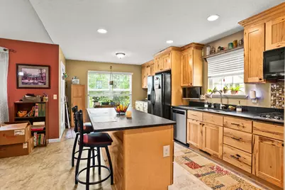 2490 Meadowpoint Drive, Troy, OH 45373 - Photo 23