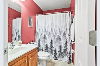 2490 Meadowpoint Drive, Troy, OH 45373 - Photo 35