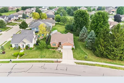 2490 Meadowpoint Drive, Troy, OH 45373 - Photo 3