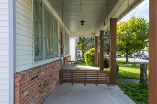 404 E Auburn Ave, Bellefontaine, OH 43311 - Photo 5