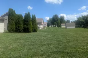 1455 Edinburgh Dr, Troy, OH 45373 - Photo 7