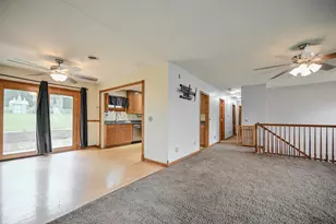 668 Suncrest Dr, Springfield, OH 45503 - Photo 9