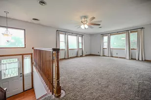 668 Suncrest Dr, Springfield, OH 45503 - Photo 7