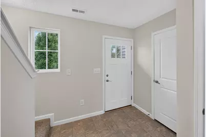 111 Shoemaker Lane, Vandalia, OH 45377 - Photo 5