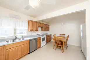 956 Chelsea Ave, Dayton, OH 45420 - Photo 5