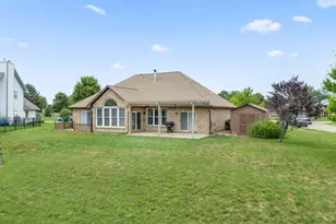 7847 Kings Ridge Cir, Fairborn, OH 45324 - Photo 41