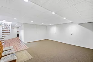 1760 E Evanston Rd, Tipp City, OH 45371 - Photo 95