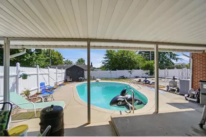 821 N Circle Drive, Wapakoneta, OH 45895 - Photo 37