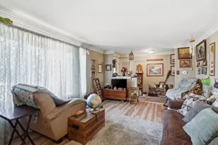 821 N Circle Dr, Wapakoneta, OH 45895 - Photo 7