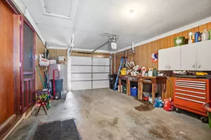 821 N Circle Dr, Wapakoneta, OH 45895 - Photo 29