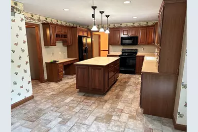 2811 Brittney Lane, Troy, OH 45373 - Photo 7