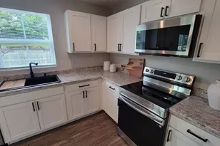 204 Golden Gate Ave, Springfield, OH 45505 - Photo 13