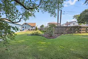 405 E Pike St, Jackson Center, OH 45334 - Photo 17