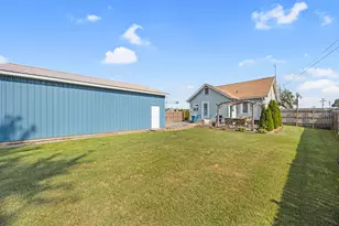 405 E Pike St, Jackson Center, OH 45334 - Photo 15