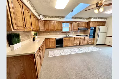 20 W Walnut Street, Phillipsburg, OH 45354 - Photo 11