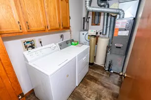 20 W Walnut St, Phillipsburg, OH 45354 - Photo 33