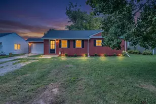 1434 Grimes Cir, Urbana, OH 43078 - Photo 1