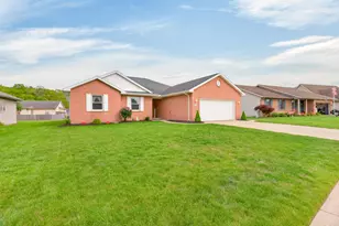 551 Foxcross Dr, Sidney, OH 45365 - Photo 3