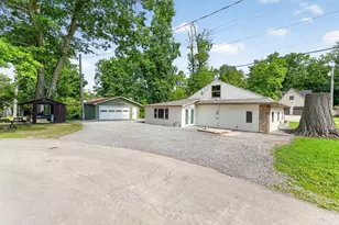 9885 Blackhawk Dr, Huntsville, OH 43324 - Photo 13