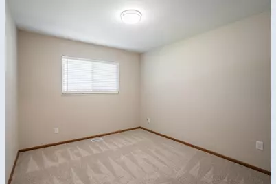 185 Katy Lane, Englewood, OH 45322 - Photo 11