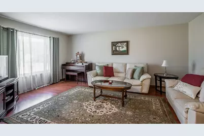185 Katy Lane, Englewood, OH 45322 - Photo 5