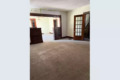 229 E Patterson Avenue, Bellefontaine, OH 43311 - Photo 3