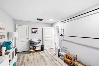 848 E Franklin Street #A, Centerville, OH 45459 - Photo 9