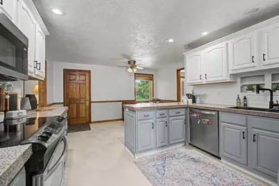 5696 Overbrooke Road, Kettering, OH 45440 - Photo 13