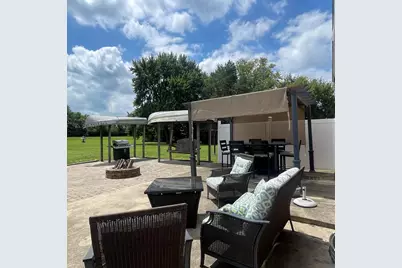 233 W Mound Street, South Charleston, OH 45368 - Photo 5