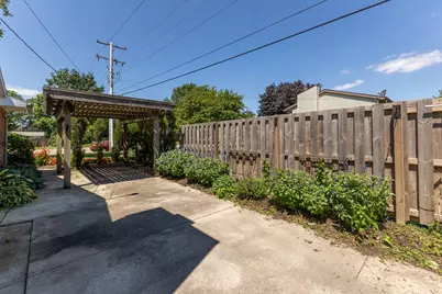 801 N Dorset Road, Troy, OH 45373 - Photo 9