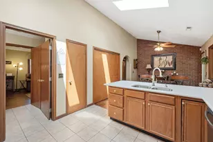 5642 Fox Ridge Dr, Springfield, OH 45503 - Photo 33