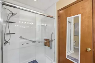 5642 Fox Ridge Dr, Springfield, OH 45503 - Photo 17