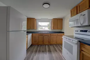 229 Hart Ave, Greenville, OH 45331 - Photo 9