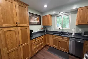 821 Hemlock St, Celina, OH 45822 - Photo 3