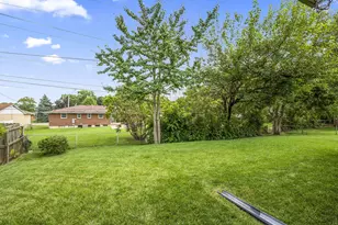 562 Hathaway Trail, Tipp City, OH 45371 - Photo 47