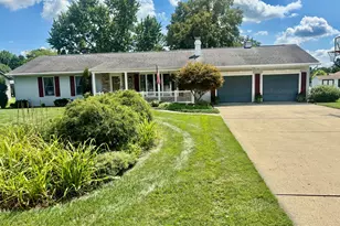 917 Aster Dr, Wapakoneta, OH 45895 - Photo 3