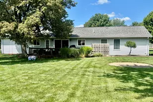 917 Aster Dr, Wapakoneta, OH 45895 - Photo 9