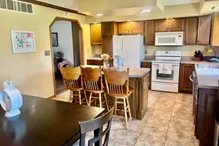 917 Aster Dr, Wapakoneta, OH 45895 - Photo 25