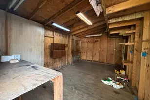 212 E Spring Ave, Bellefontaine, OH 43311 - Photo 11