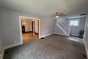 212 E Spring Ave, Bellefontaine, OH 43311 - Photo 17