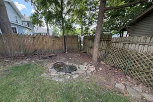 212 E Spring Ave, Bellefontaine, OH 43311 - Photo 9