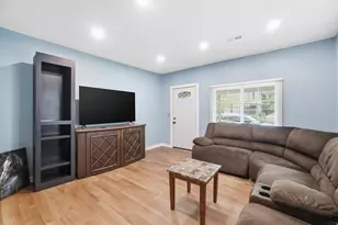 102 S Freeman St, Springfield, OH 45505 - Photo 9