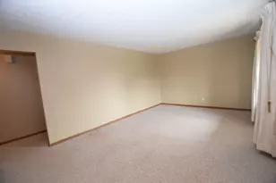 521 N Julia St, Urbana, OH 43078 - Photo 5