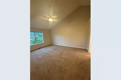1600 Sunnington Grove Drive, Dayton, OH 45458 - Photo 9