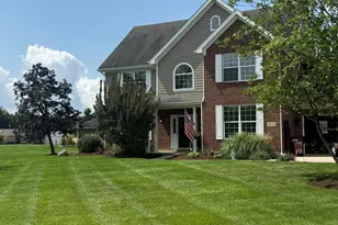 1600 Sunnington Grove Dr, Dayton, OH 45458 - Photo 1
