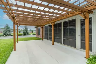 607 W Bentley Cir, Troy, OH 45373 - Photo 37