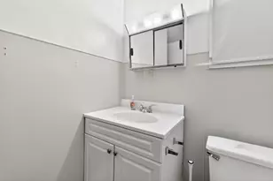 208 N Madriver St, Bellefontaine, OH 43311 - Photo 27