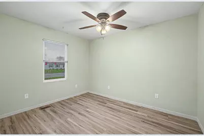 37 Weinland Street, New Carlisle, OH 45344 - Photo 5