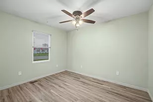 37 Weinland St, New Carlisle, OH 45344 - Photo 5