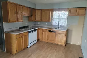 115 Lakeview Dr, Celina, OH 45822 - Photo 3